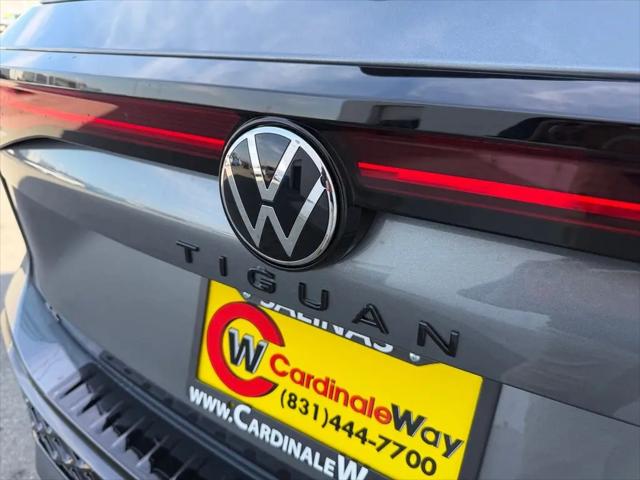 2026 Volkswagen Tiguan SE R-Line Black