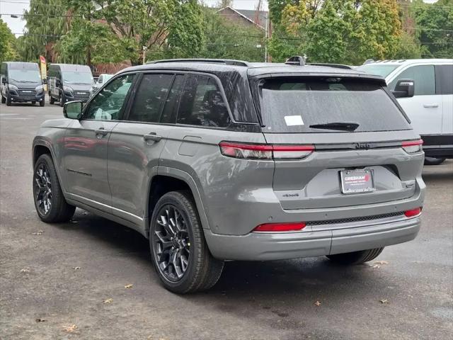 2027 Jeep Grand Cherokee Summit