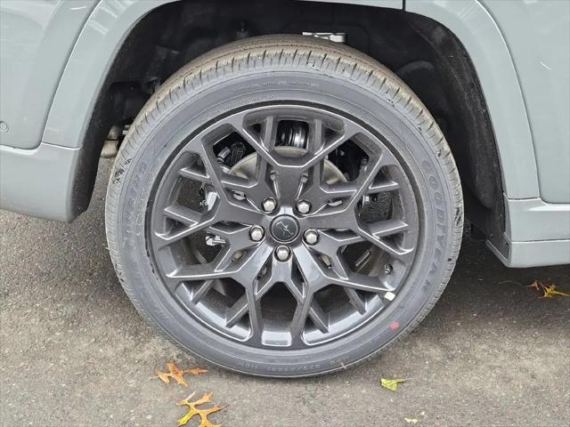 2027 Jeep Grand Cherokee Summit