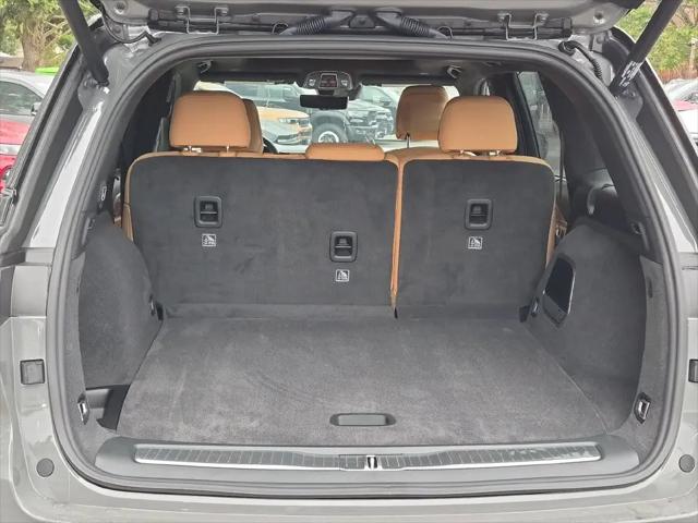 2027 Jeep Grand Cherokee Summit