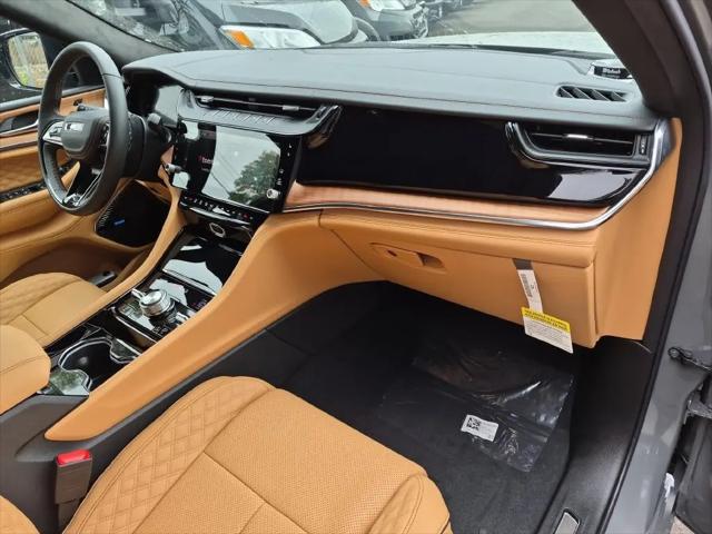 2027 Jeep Grand Cherokee Summit