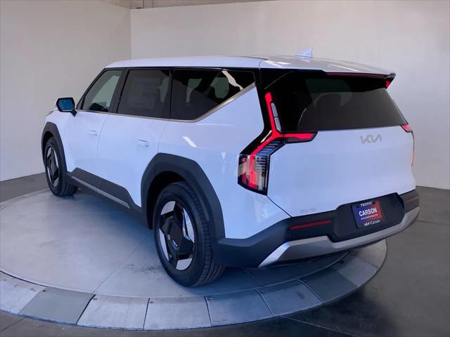 2026 Kia EV9 Light Short Range