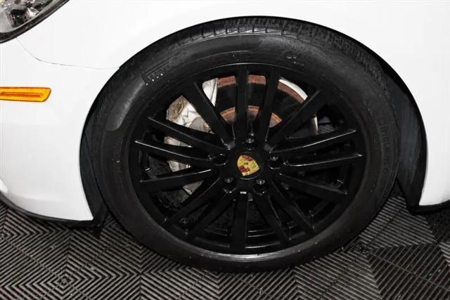 2018 Porsche Panamera Panamera