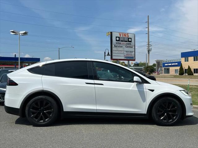 2023 Tesla Model X Standard Range