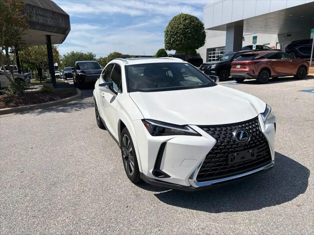 2025 Lexus 300 Premium