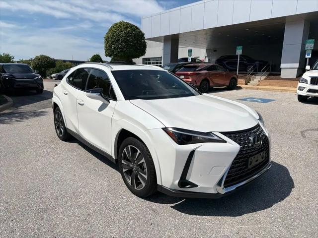 2025 Lexus 300 Premium