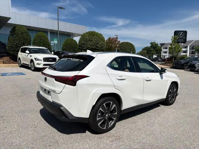 2025 Lexus 300 Premium
