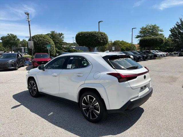 2025 Lexus 300 Premium