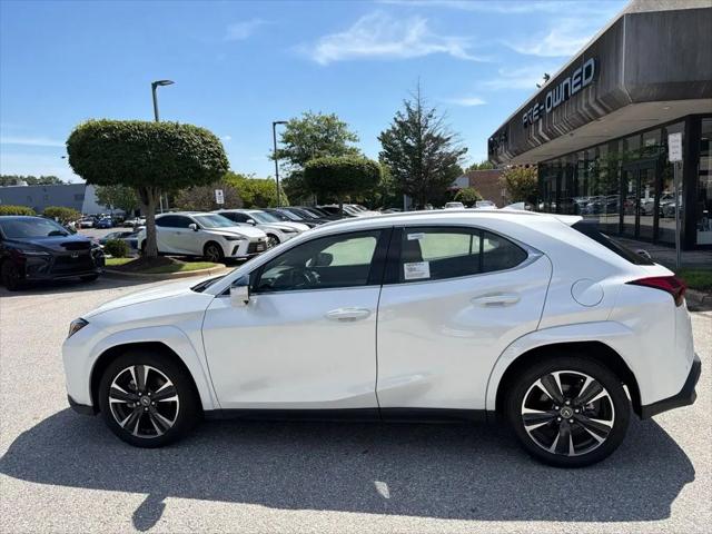 2025 Lexus 300 Premium