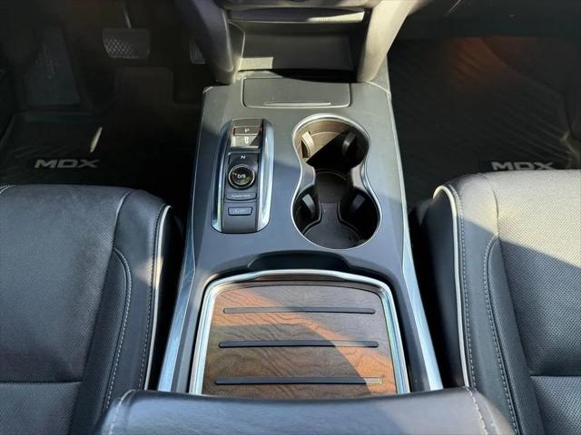 2017 Acura MDX w/Advance Package