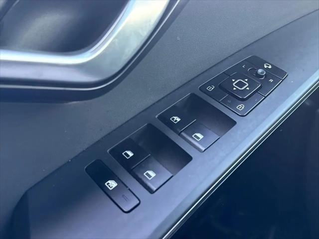 2023 Kia Niro EX Touring