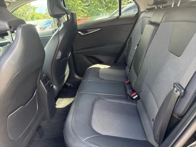 2023 Kia Niro EX Touring