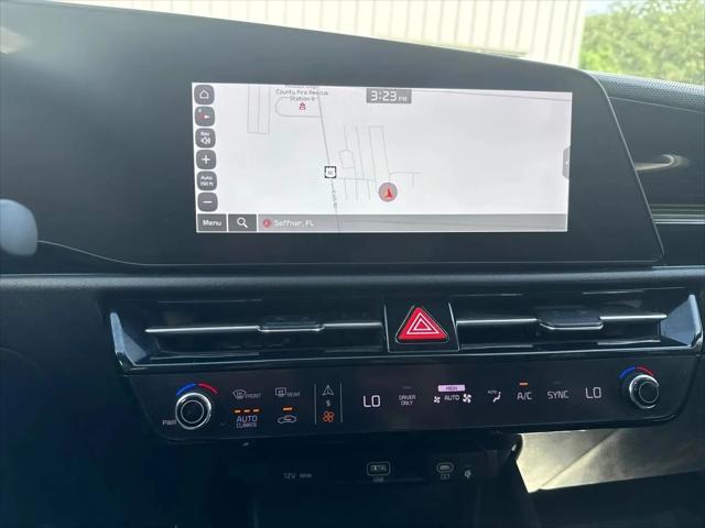 2023 Kia Niro EX Touring