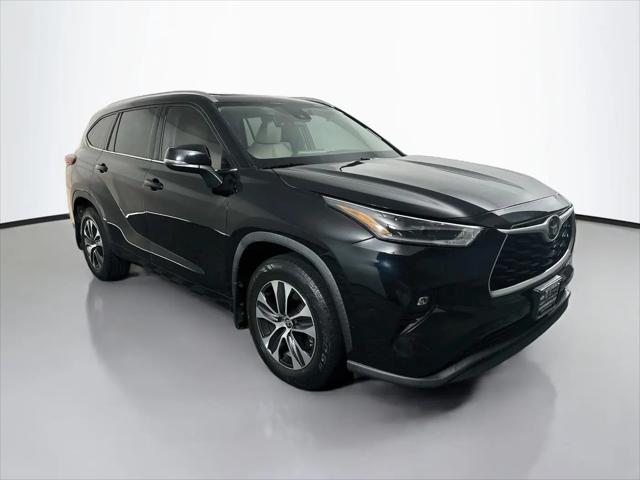 2021 Toyota Highlander XLE for sale in Belleville, IL