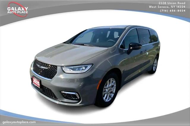 2025 Chrysler Pacifica Select for sale in West Seneca, NY