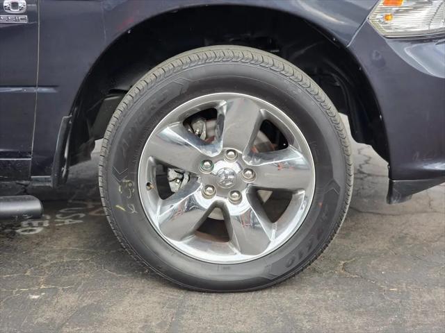 2019 Ram 1500 Classic Express Quad Cab 4x4 64 Box