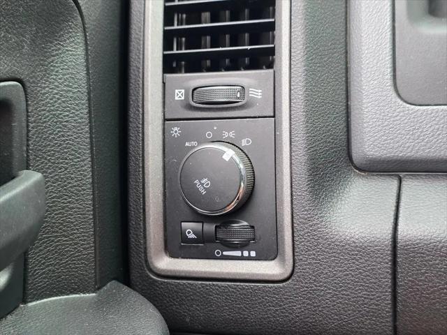 2019 Ram 1500 Classic Express Quad Cab 4x4 64 Box