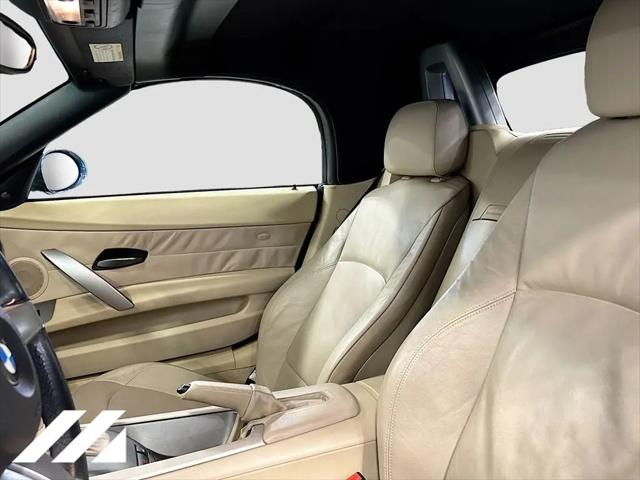 2003 BMW Z4 2.5i