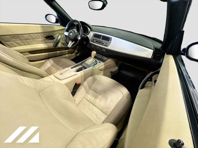 2003 BMW Z4 2.5i