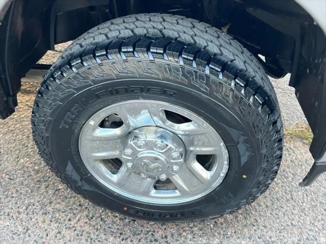 2022 Ram 2500 Big Horn Crew Cab 4x4 8 Box