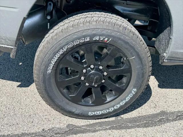 2027 Ram 2500 Black Express