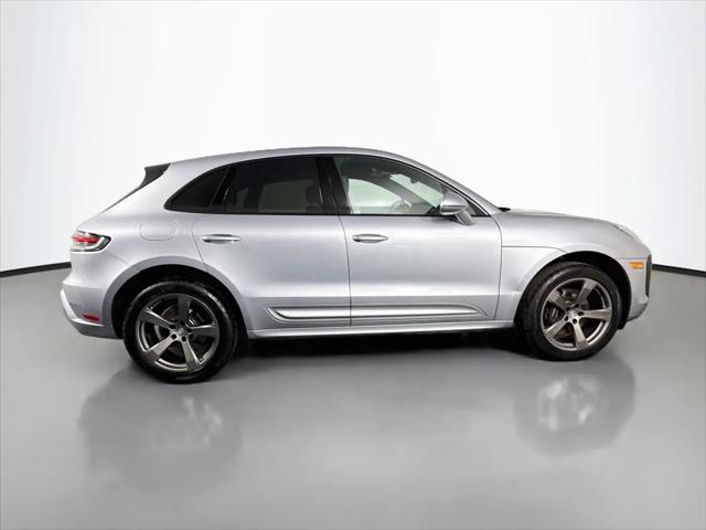 2023 Porsche Macan Macan