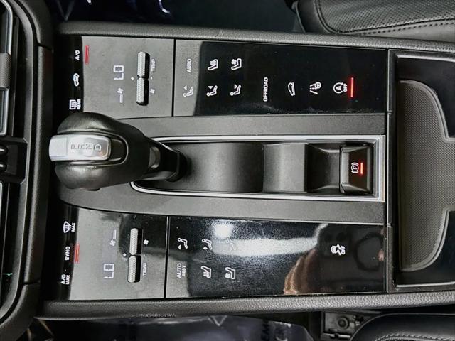 2023 Porsche Macan Macan