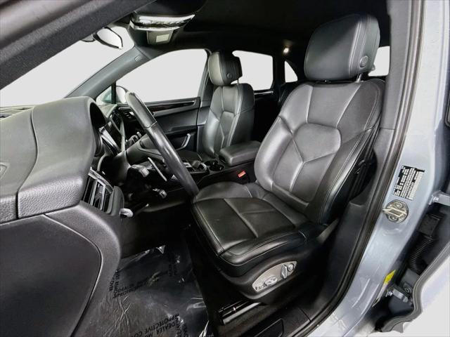 2023 Porsche Macan Macan