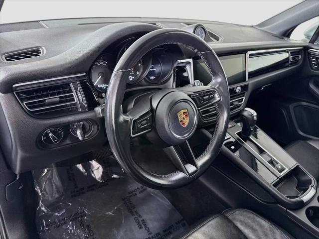 2023 Porsche Macan Macan