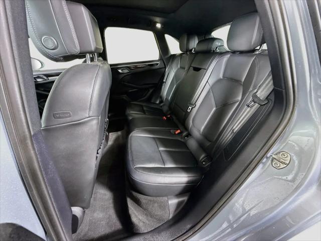 2023 Porsche Macan Macan