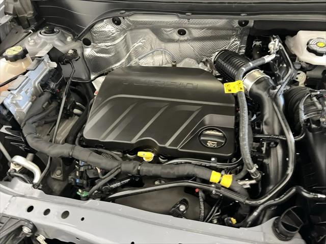 2025 Buick NV Sport Touring FWD