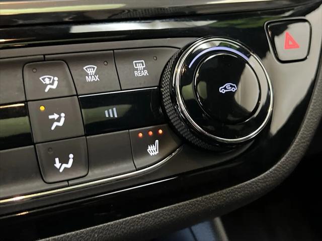 2025 Buick NV Sport Touring FWD