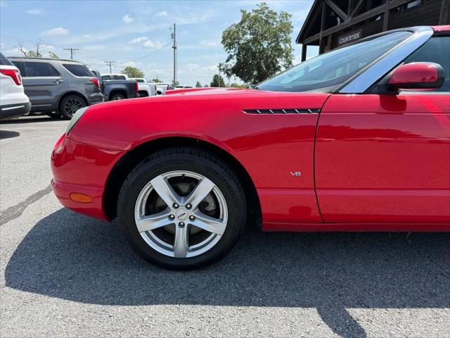 2002 Ford Thunderbird Deluxe