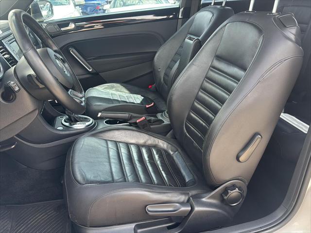 2012 Volkswagen Beetle 2.0T Turbo