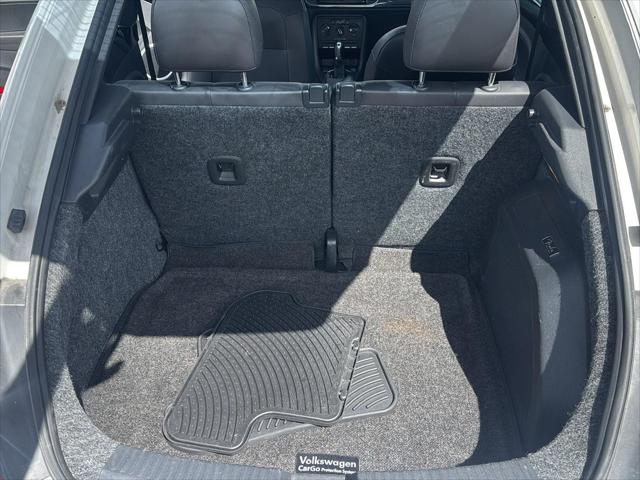 2012 Volkswagen Beetle 2.0T Turbo