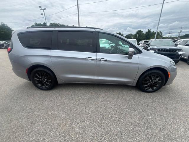 2021 Chrysler Pacifica Limited AWD