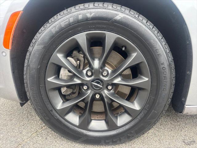2021 Chrysler Pacifica Limited AWD
