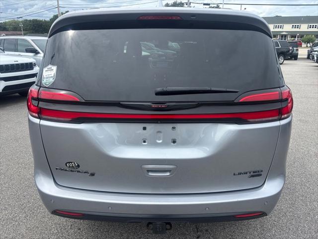 2021 Chrysler Pacifica Limited AWD