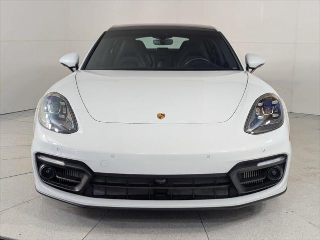 2023 Porsche Panamera E-Hybrid 4