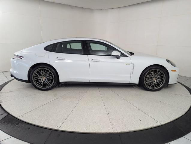2023 Porsche Panamera E-Hybrid 4