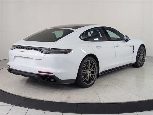 2023 Porsche Panamera E-Hybrid 4