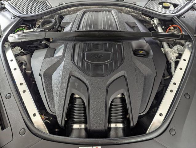 2023 Porsche Panamera E-Hybrid 4