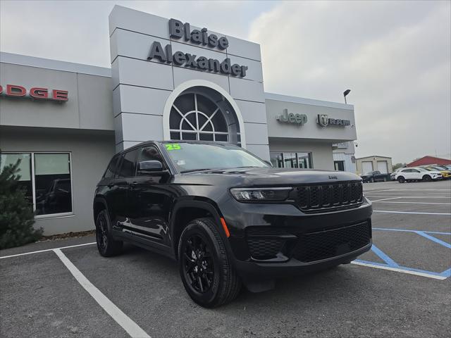2025 Jeep Grand Cherokee Altitude 4x4 2025 Jeep Grand Cherokee Altitude 4x4