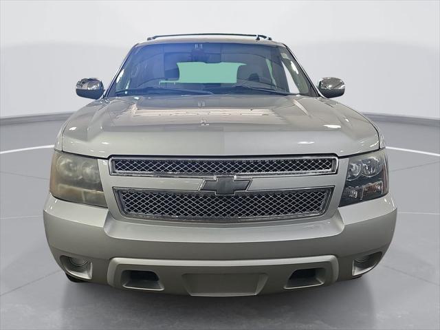 2011 Chevrolet Avalanche LS