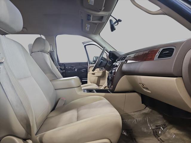 2011 Chevrolet Avalanche LS