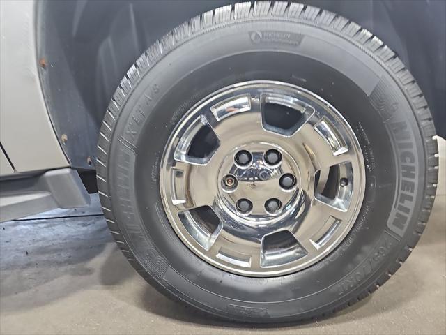 2011 Chevrolet Avalanche LS