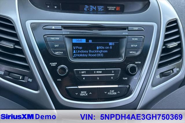 2016 Hyundai Elantra SE