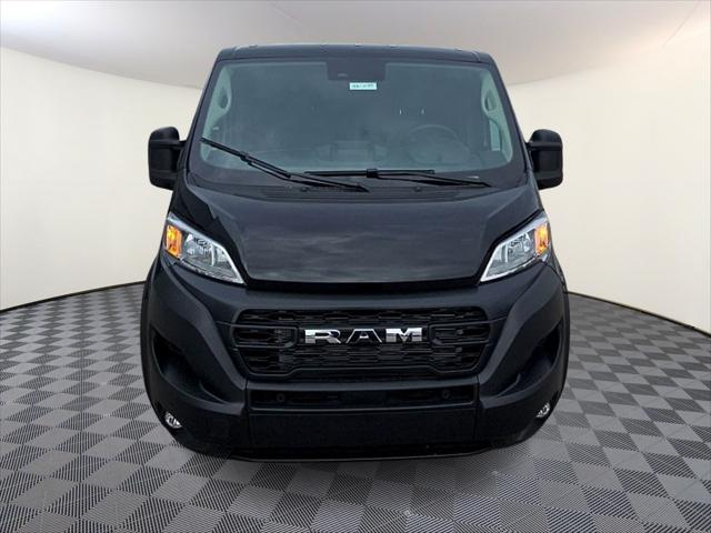 2026 Ram ProMaster Cargo Van Tradesman Low Roof 118 WB w/Pass Seat