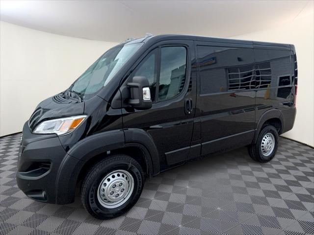 2026 Ram ProMaster Cargo Van Tradesman Low Roof 118 WB w/Pass Seat