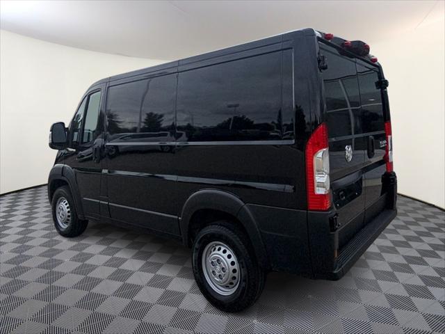 2026 Ram ProMaster Cargo Van Tradesman Low Roof 118 WB w/Pass Seat